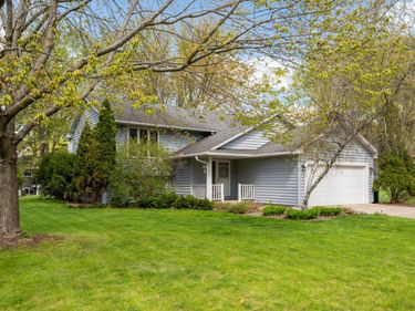 4414 Urbandale Court N, Plymouth, MN 55446
