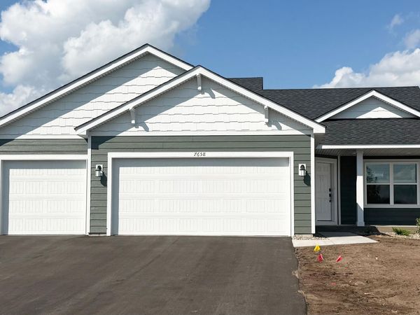 7658 109th Street S, Cottage Grove, MN 55016