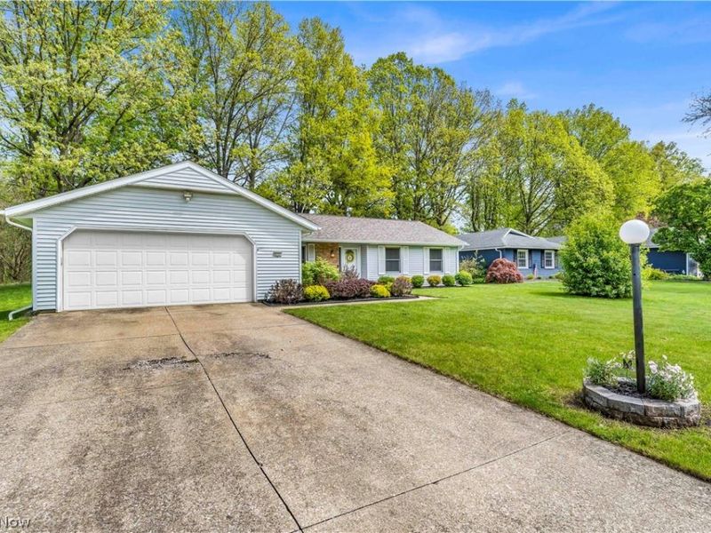 6151 Hickory Trail , North Ridgeville, OH 44039 Photo 2