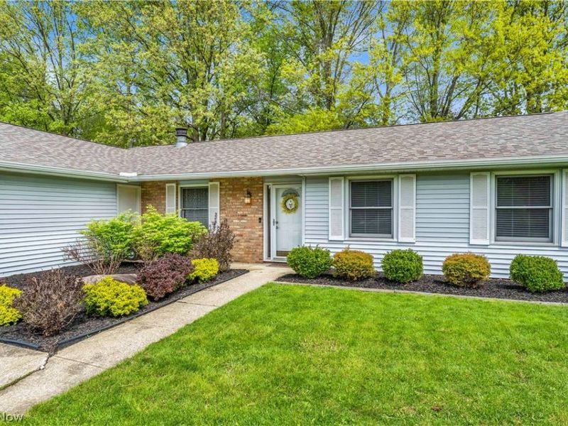 6151 Hickory Trail , North Ridgeville, OH 44039 Photo 3