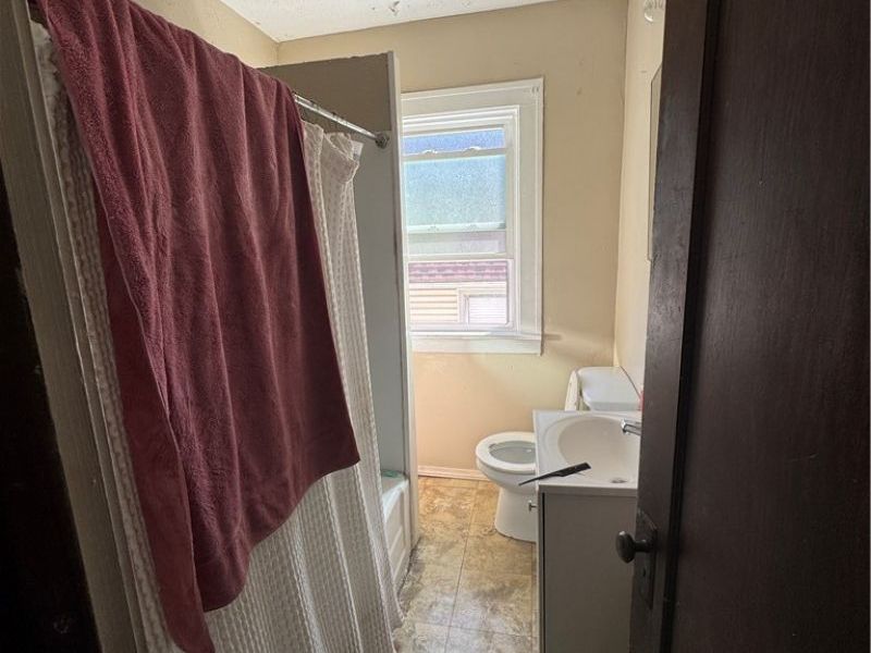 4220 W 23rd Street, Cleveland, OH 44109 Photo 9
