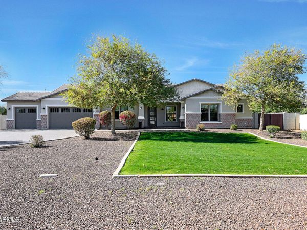 4310 E KINGS Avenue, Phoenix, AZ 85032