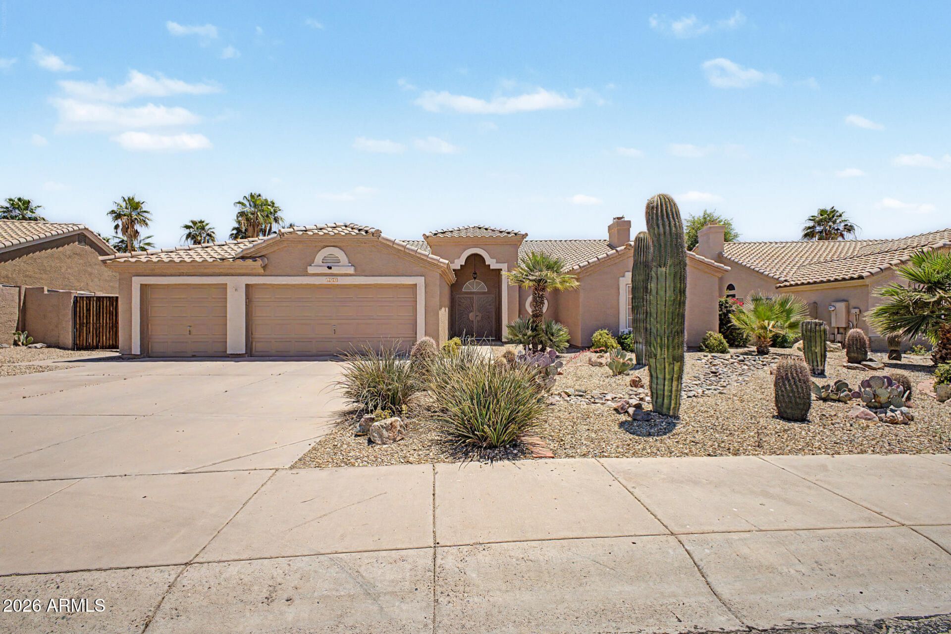 649 W Muirwood Drive, Phoenix, AZ 85045 Main Photo