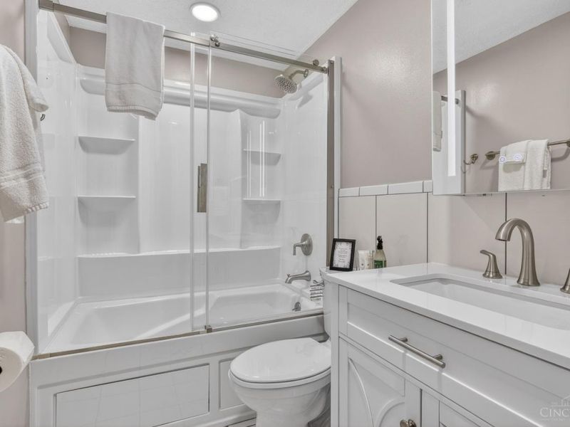 831 Massachusetts Drive, Union Twp, OH 45245 Photo 19