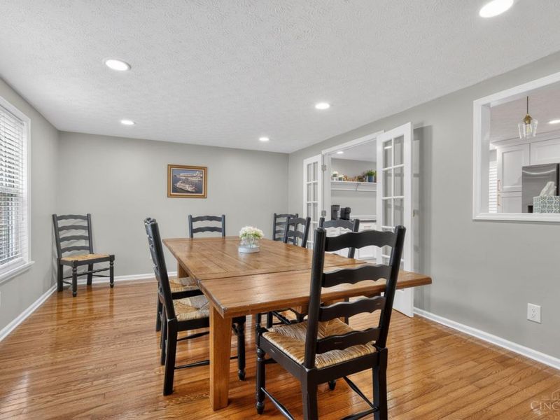 831 Massachusetts Drive, Union Twp, OH 45245 Photo 9