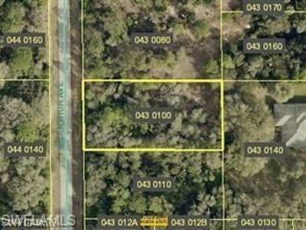 1904 McArthur AVE , LEHIGH ACRES, FL 33972