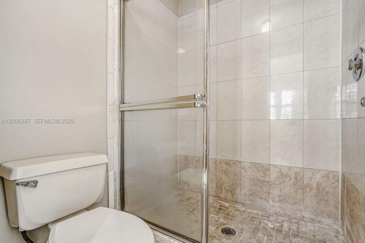 941 Doveplum Ct, Hollywood, FL 33019 Photo