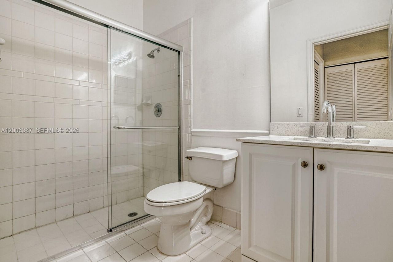 941 Doveplum Ct, Hollywood, FL 33019 Photo