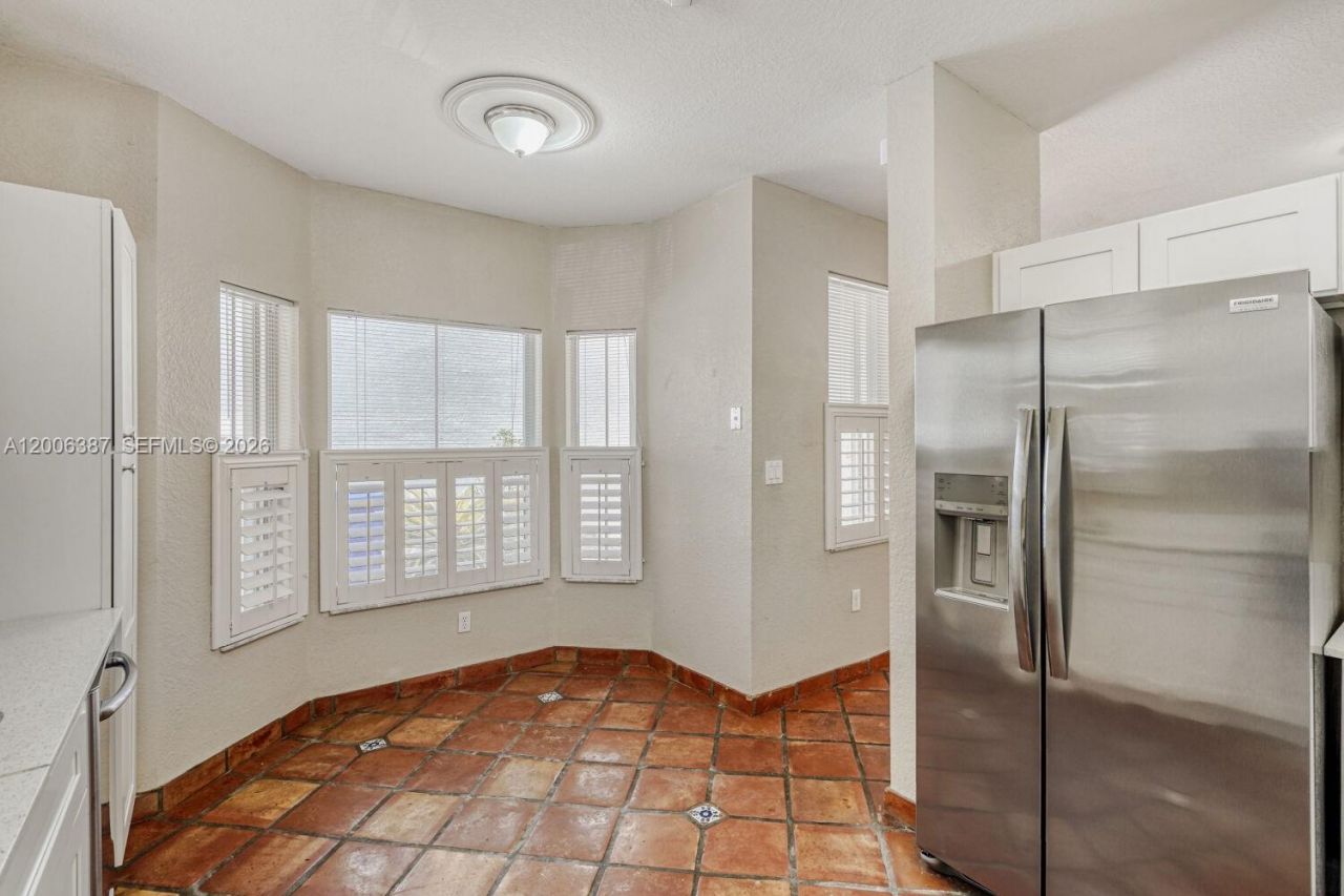941 Doveplum Ct, Hollywood, FL 33019 Photo