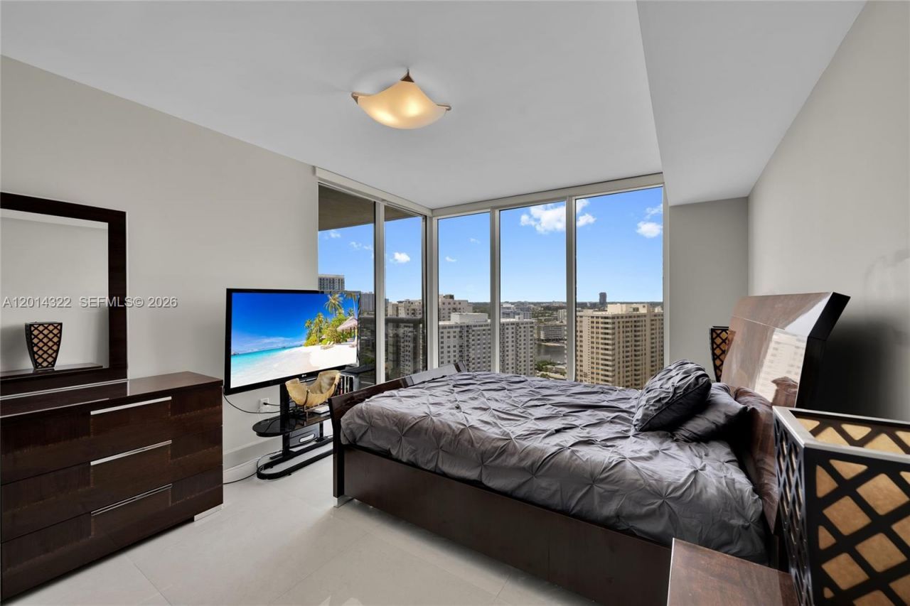 1800 S Ocean Dr , Unit 2007, Hallandale Beach, FL 33009 Photo