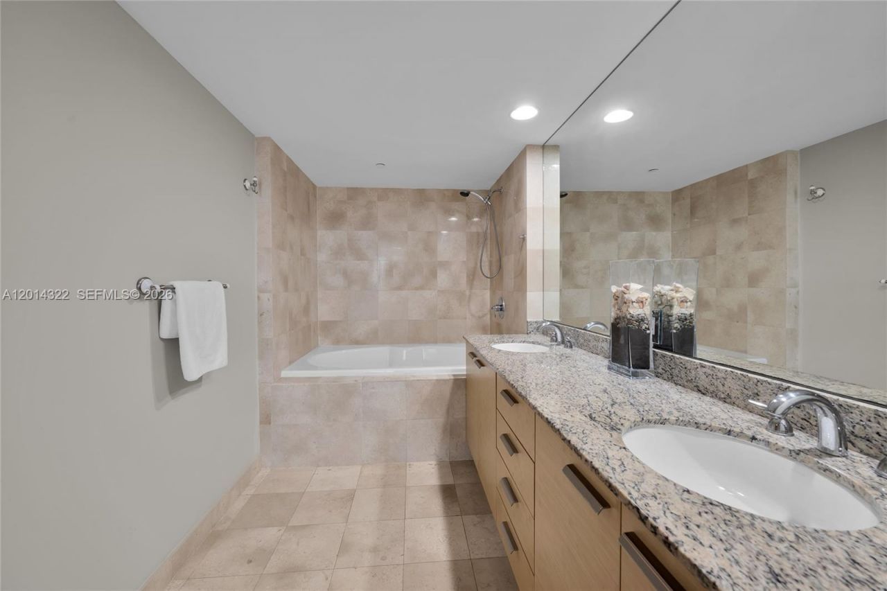 1800 S Ocean Dr , Unit 2007, Hallandale Beach, FL 33009 Photo