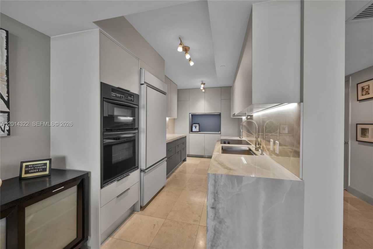 1800 S Ocean Dr , Unit 2007, Hallandale Beach, FL 33009 Photo