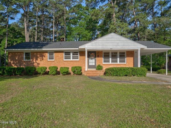 737 W Haven Boulevard, Rocky Mount, NC 27803