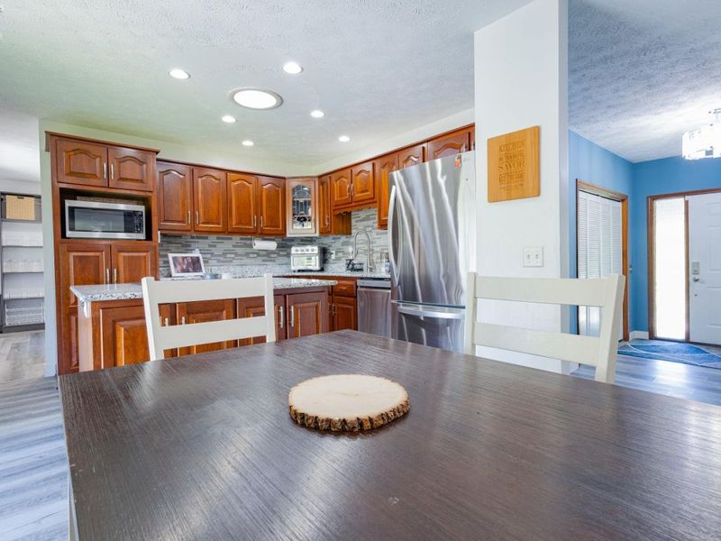 376 Twin Bay Trail, Willard, OH 44890 Photo 20