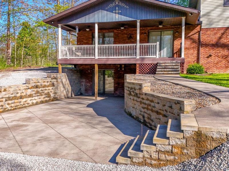 376 Twin Bay Trail, Willard, OH 44890 Photo 6