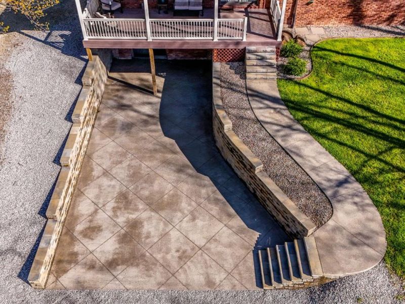 376 Twin Bay Trail, Willard, OH 44890 Photo 8