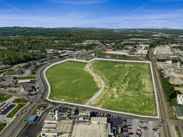 1600 W Morris Boulevard, Morristown, TN 37813
