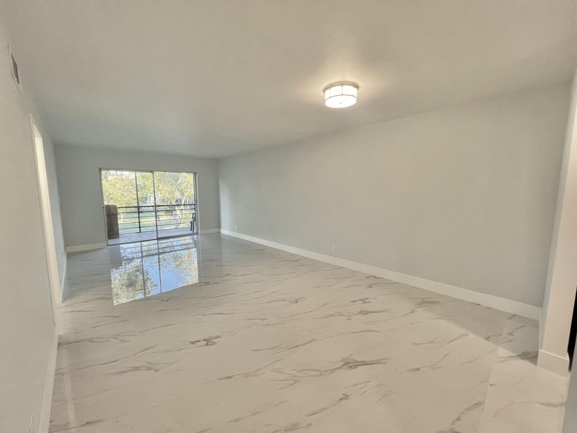 601 S State Road 7, Unit 2c, Margate, FL 33068 Photo