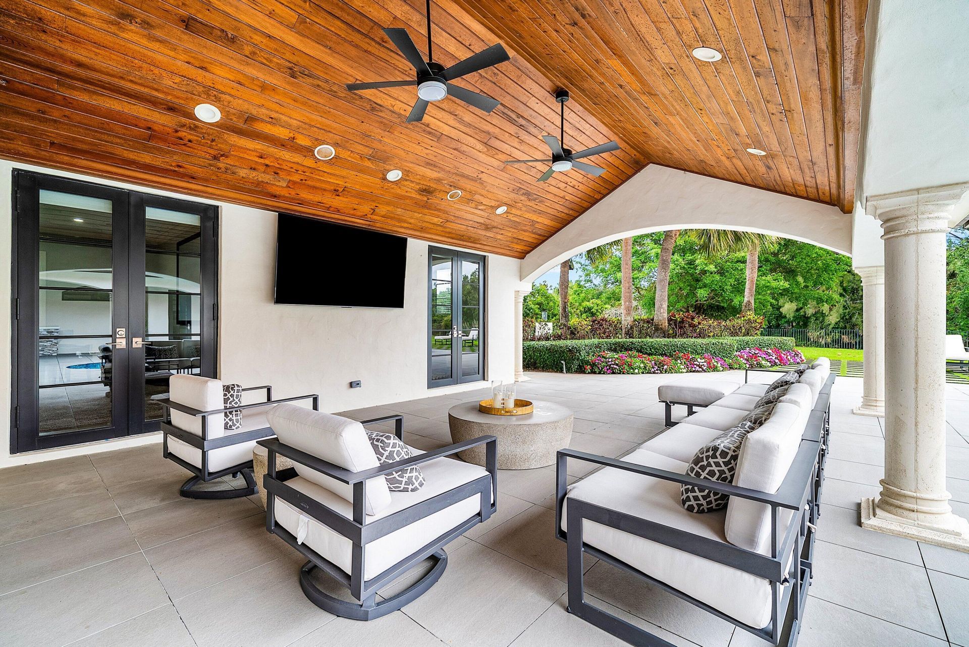5575 Whirlaway Road, Palm Beach Gardens, FL 33418 Photo