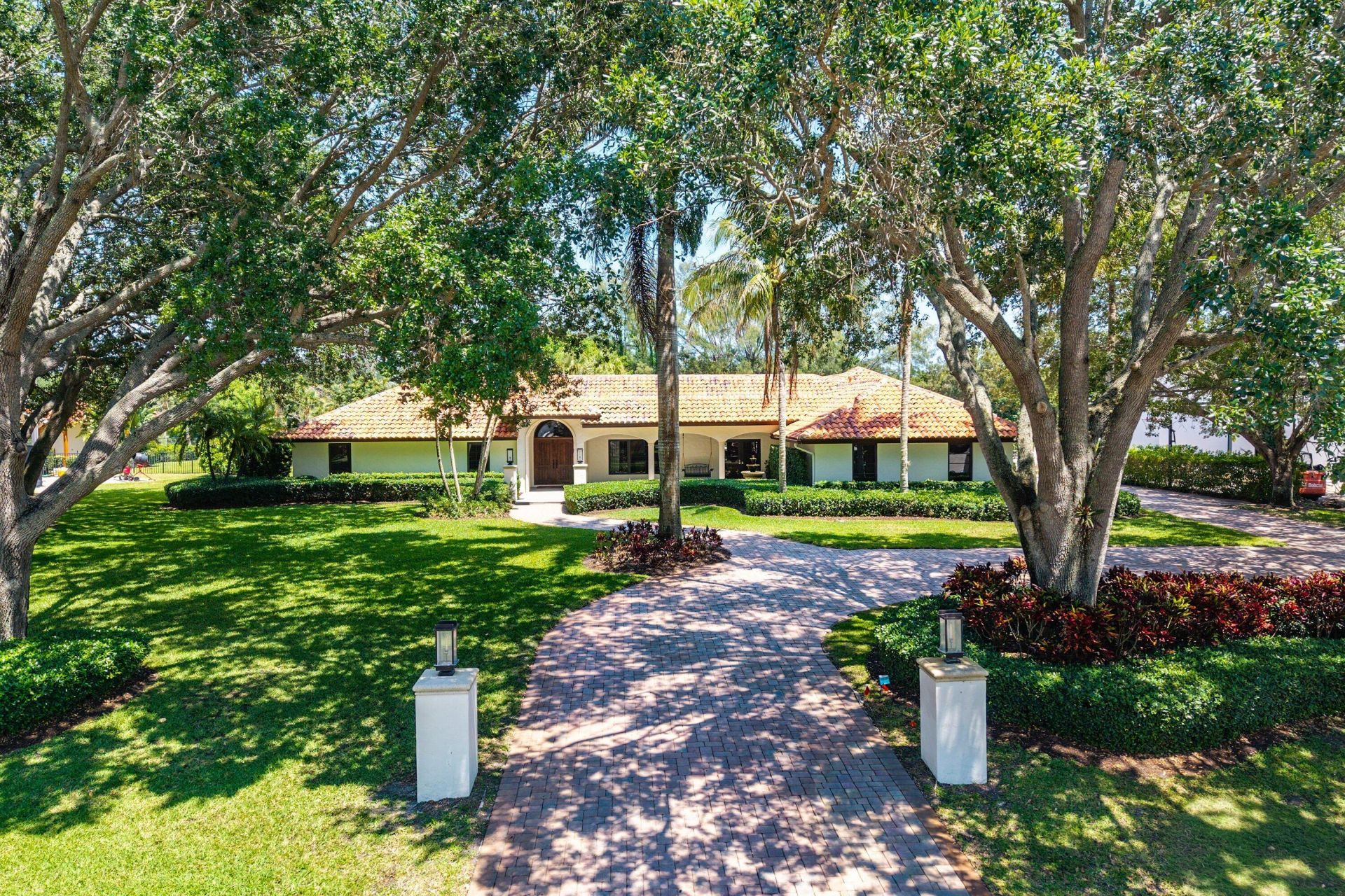 5575 Whirlaway Road, Palm Beach Gardens, FL 33418 Photo