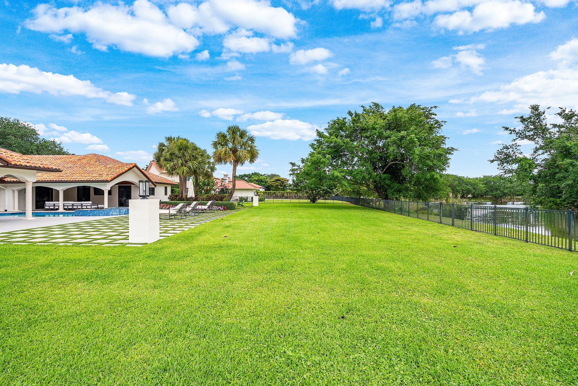5575 Whirlaway Road, Palm Beach Gardens, FL 33418 Photo