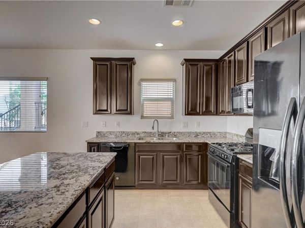 7760 Petite Pillar Court, Las Vegas, NV 89149