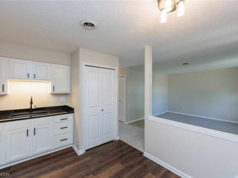 126 Royal Crest Drive, Unit E, Seville, OH 44273 Photo 11