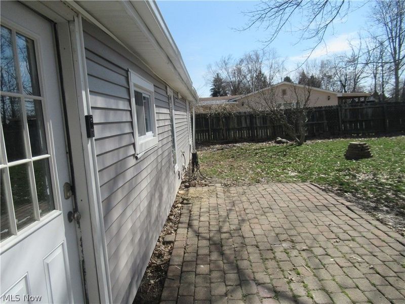 9295 Dorothy Drive, Streetsboro, OH 44241 Photo 3