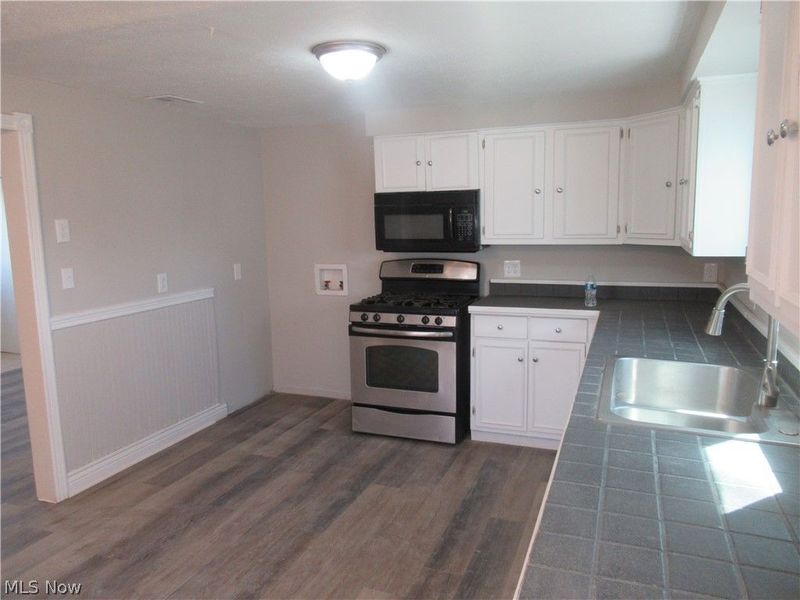 9295 Dorothy Drive, Streetsboro, OH 44241 Photo 5