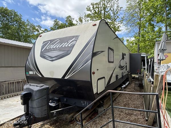 50 Sioux Tr, Crossville, TN 38572