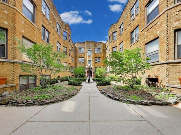 536 W Cornelia Avenue , Unit 3N, Chicago, IL 60657