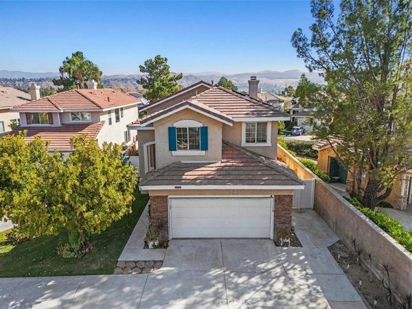 26726 Neff Court, Canyon Country, CA 91351