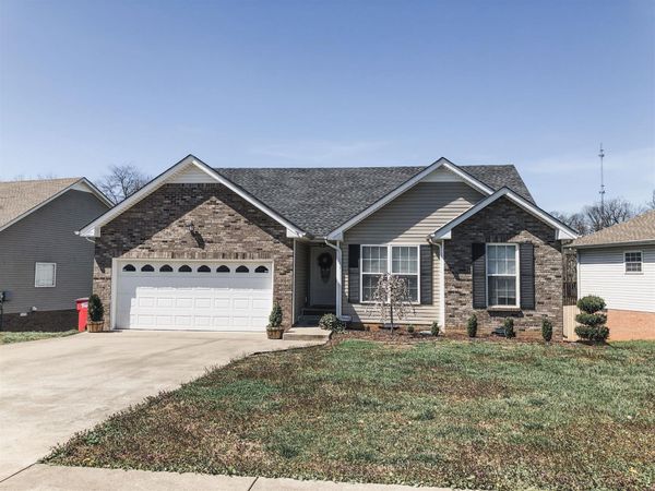 2628 Arthurs Ct , Clarksville, TN 37040