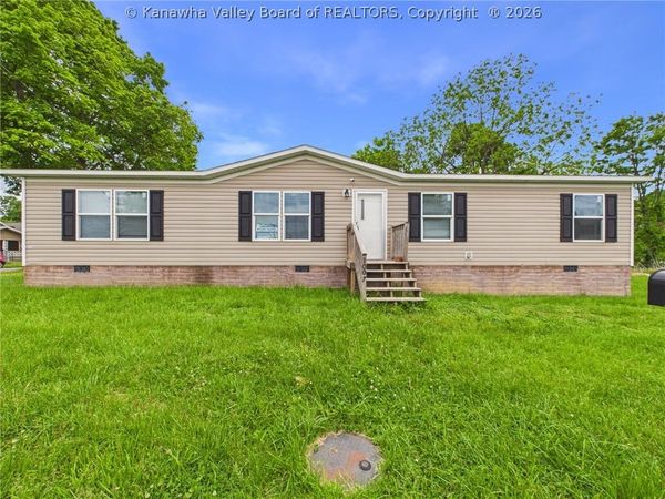 1347 Jackson Avenue, Huntington, WV 25704