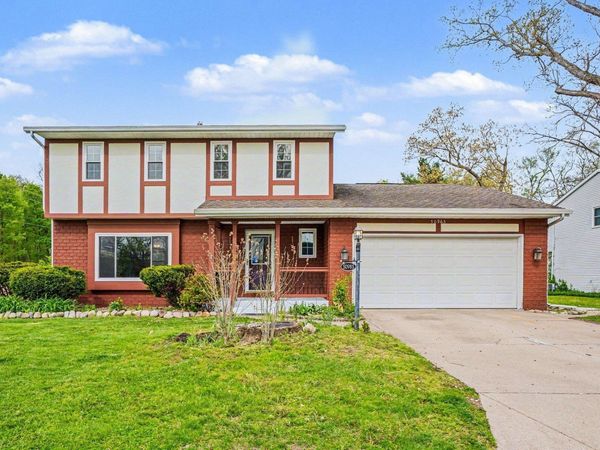 50985 Sturdy Oak Lane, Granger, IN 46530