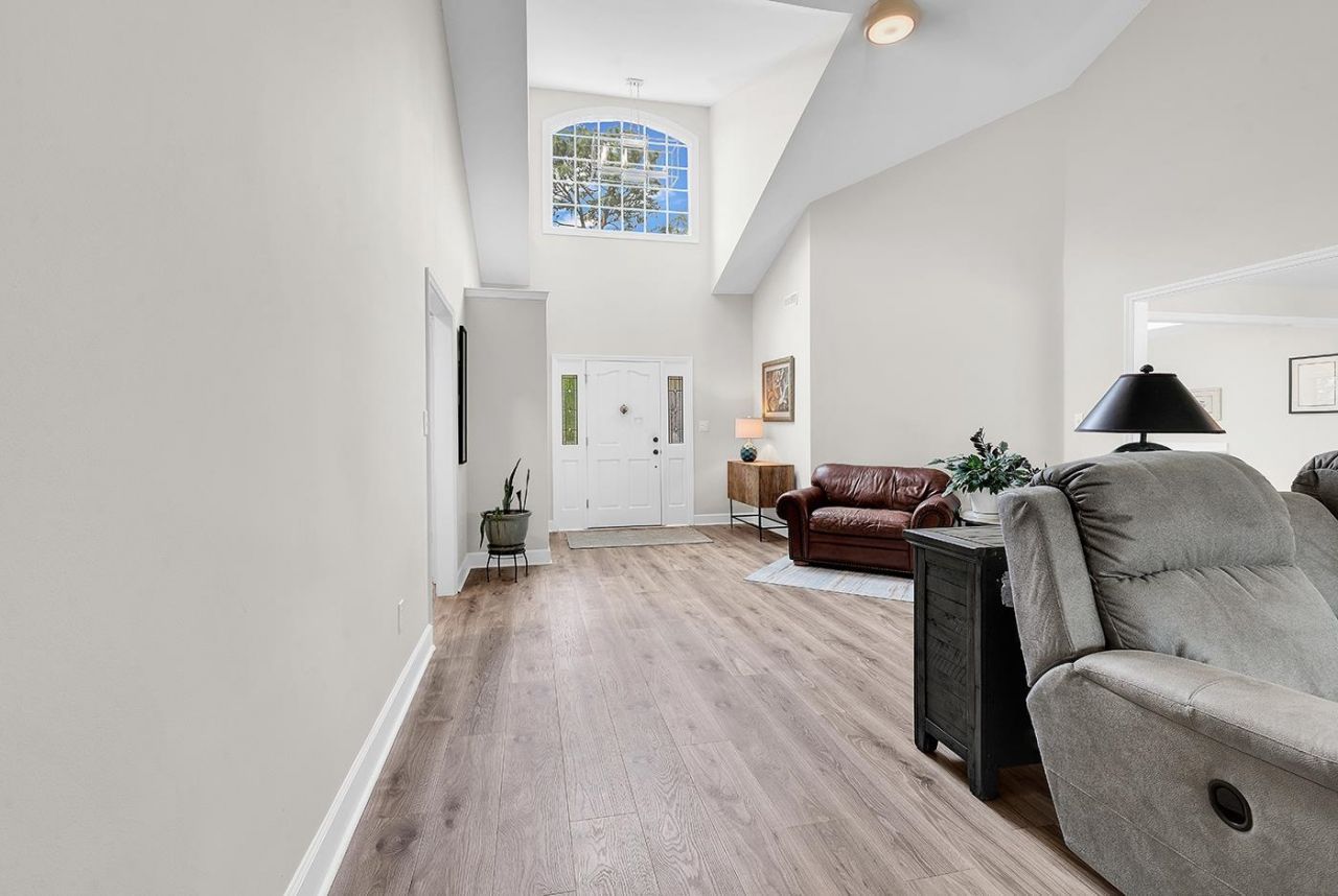608 Providence Dr. Photo 14