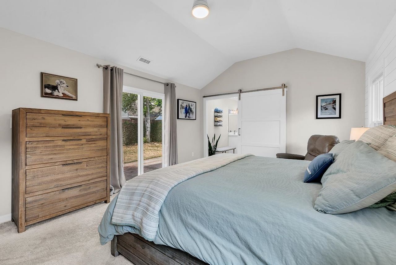 608 Providence Dr. Photo 17