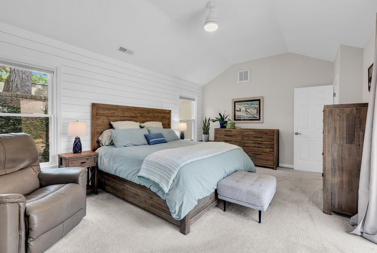 608 Providence Dr. Photo 18