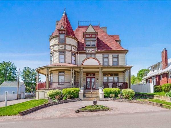 301 Meyers Ave, Meyersdale, PA 15552