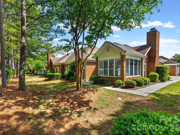 8228 Windsor Ridge Drive, Charlotte, NC 28277