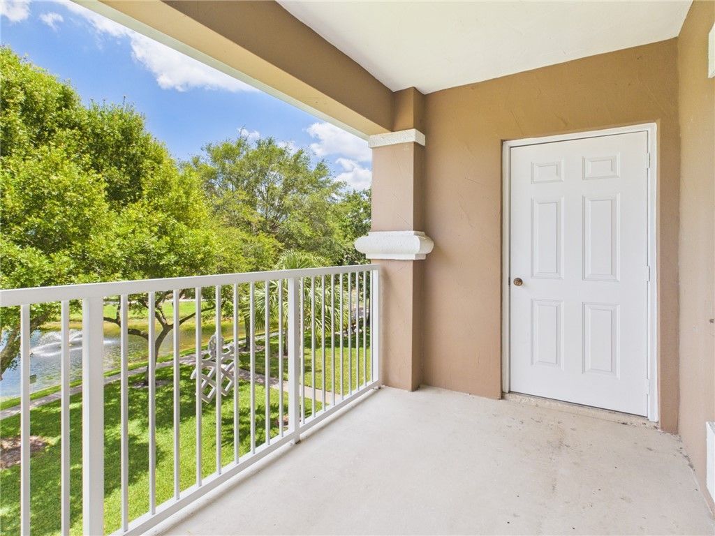 5060 Fairways Circle, Unit F303, Vero Beach, FL 32967 Photo