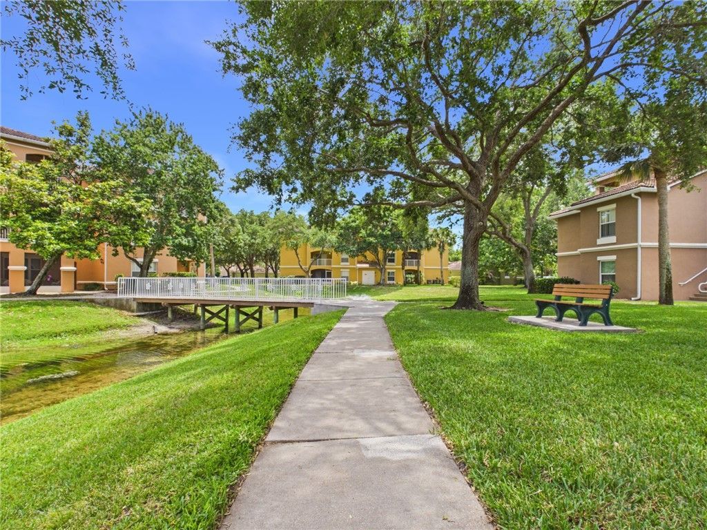 5060 Fairways Circle, Unit F303, Vero Beach, FL 32967 Photo