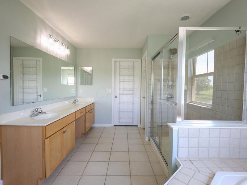 7704 Gateway Lane , Powell, OH 43065 Photo 24