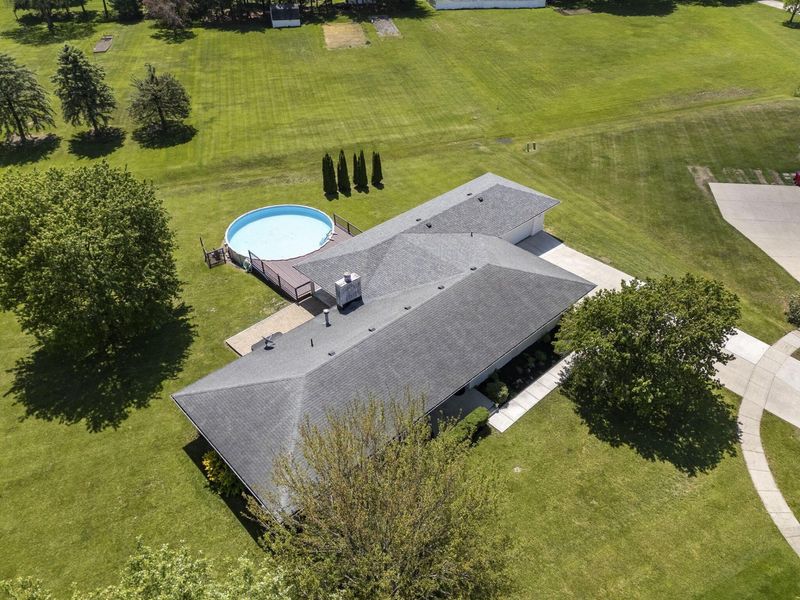 339 Thames Court , London, OH 43140 Photo 105