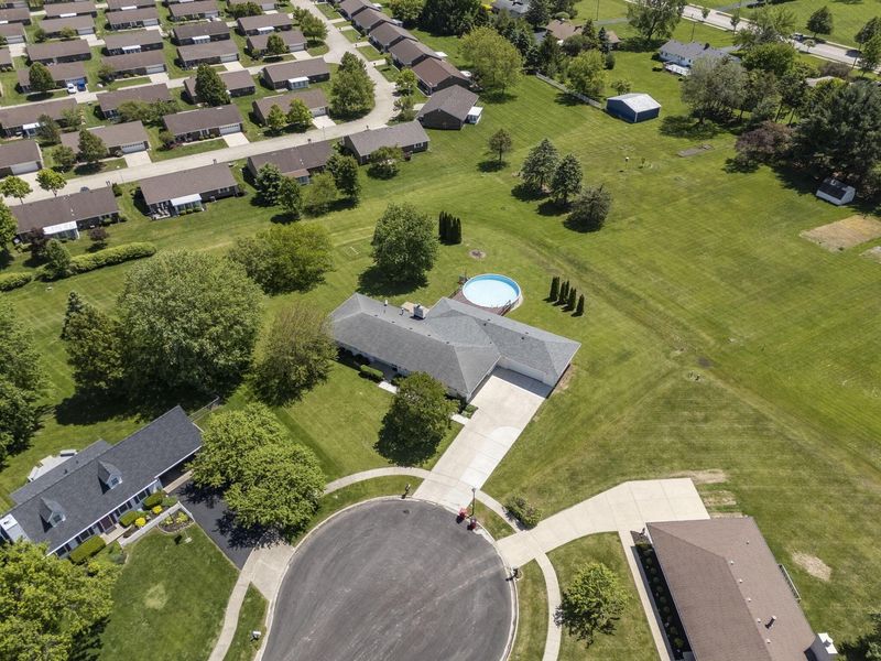 339 Thames Court , London, OH 43140 Photo 107