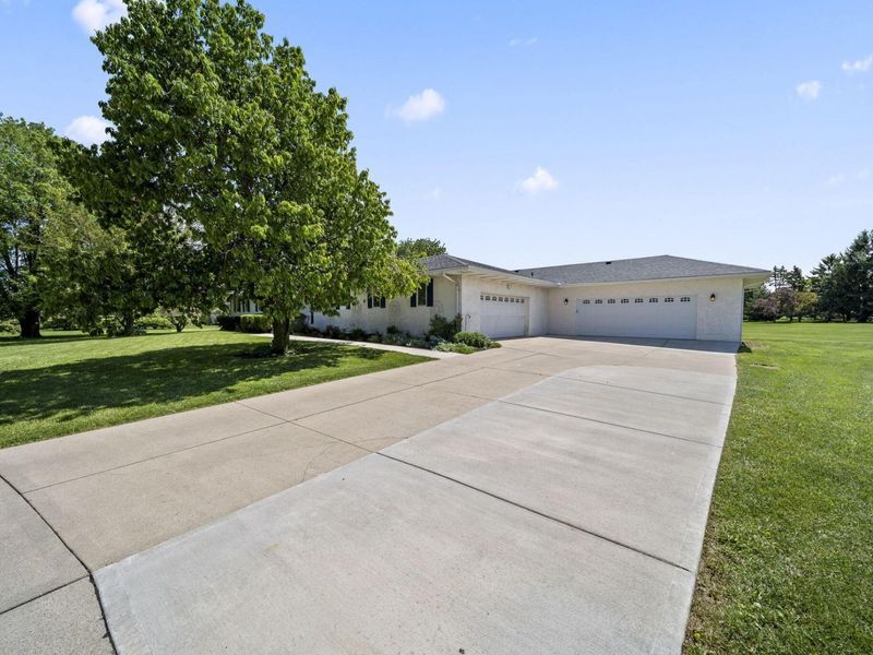 339 Thames Court , London, OH 43140 Photo 15