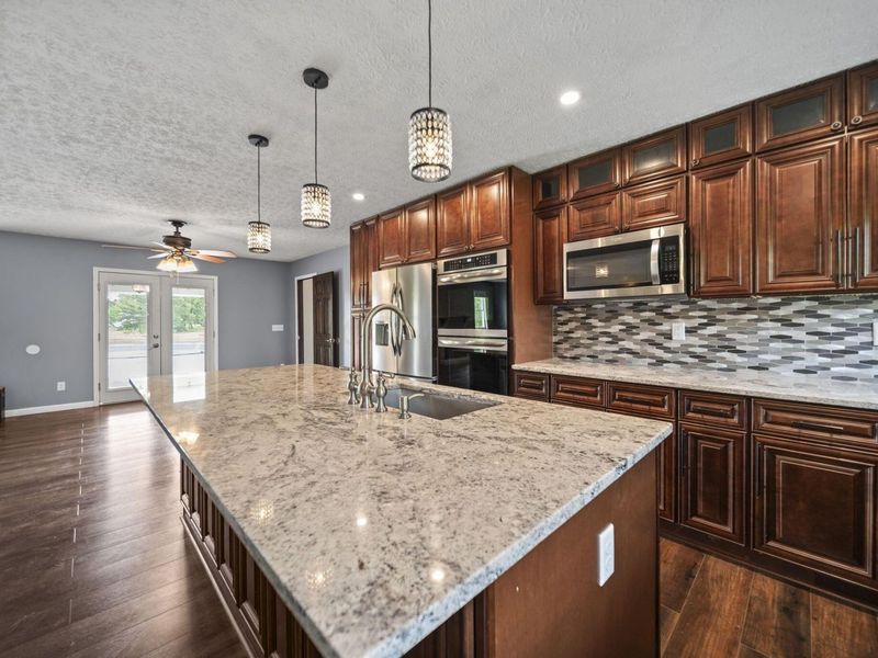 339 Thames Court , London, OH 43140 Photo 22