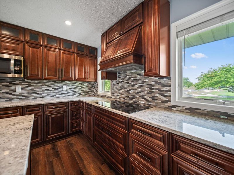 339 Thames Court , London, OH 43140 Photo 23