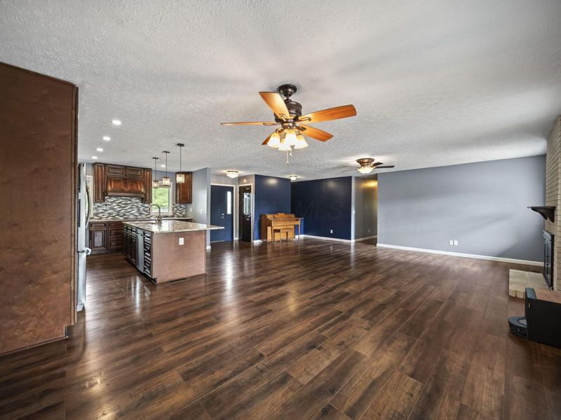 339 Thames Court , London, OH 43140 Photo 28