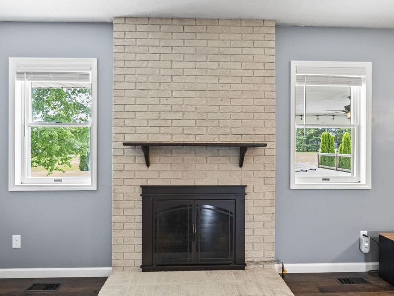 339 Thames Court , London, OH 43140 Photo 32
